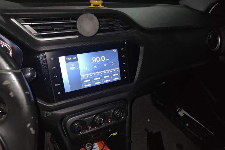 Used Chery Tiggo 3X 2018 1.5L Automatic Luxury Edition Audio And AC Panel