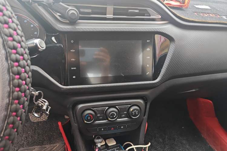 Used Chery Tiggo 3X 2018 1.5L Automatic Elite Edition Audio And AC Panel