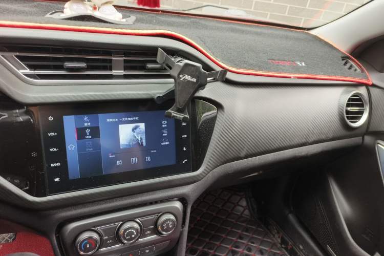 Used Chery Tiggo 3X 2018 1.5L Manual Elite Edition Audio And AC Panel