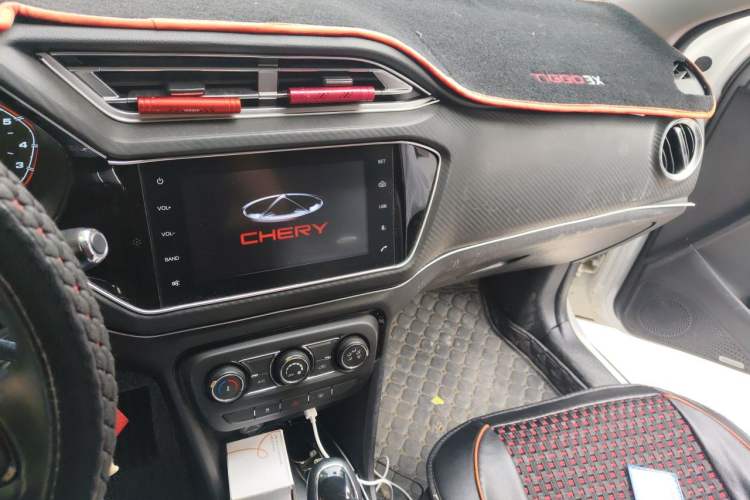 Used Chery Tiggo 3X 2018 1.5L Automatic Elite Edition Audio And AC Panel