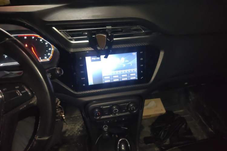 Used Chery Tiggo 3X  Audio And AC Panel