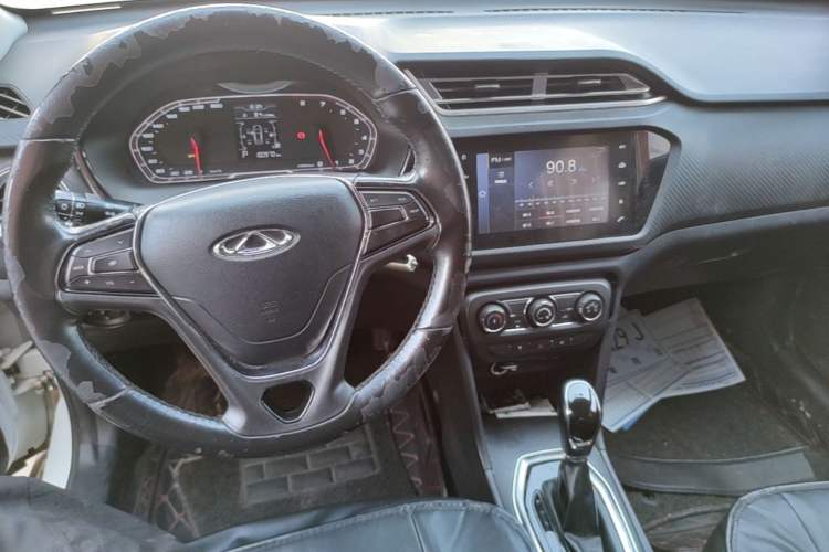 Used Chery Tiggo 3X 2018 1.5L Automatic Elite Edition Audio And AC Panel