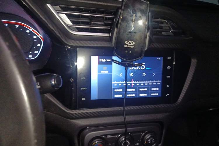 Used Chery Tiggo 3X 2018 1.5L Automatic Elite Edition Audio And AC Panel