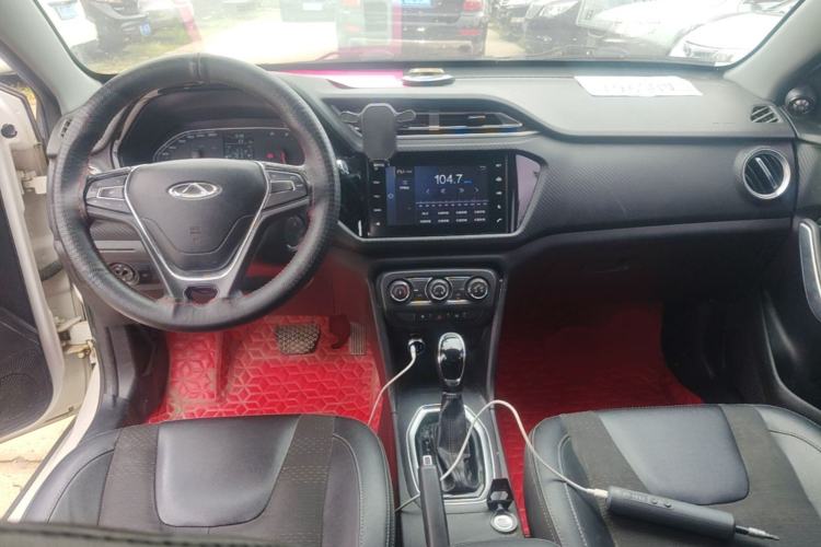 Used Chery Tiggo 3X 2018 1.5L Automatic Elite Edition Center Console