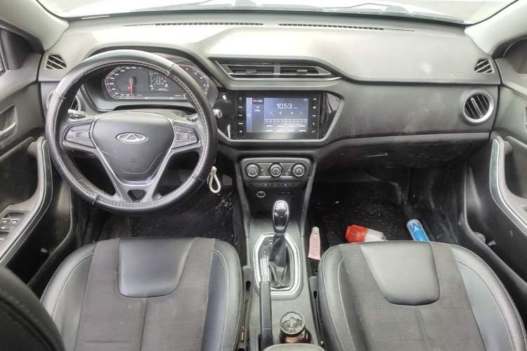 Used Chery Tiggo 3X 2018 1.5L Automatic Elite Edition Center Console