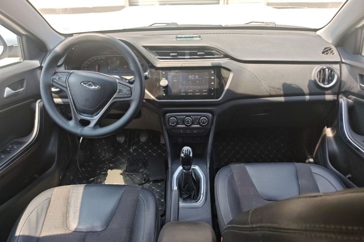 Used Chery Tiggo 3X 2018 1.5L Manual Elite Edition Center Console