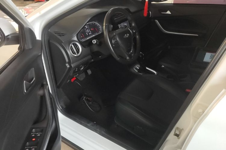 Used Chery Tiggo 3X 2018 1.5L Automatic Luxury Edition Driver Seat
