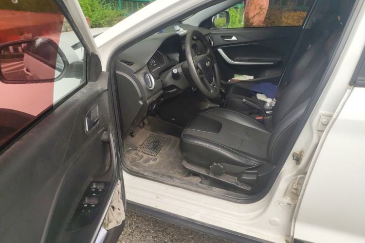Used Chery Tiggo 3X 2018 1.5L Manual Elite Edition Driver Seat