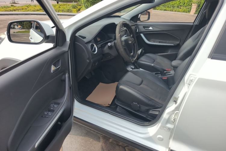 Used Chery Tiggo 3X 2018 1.5L Automatic Elite Edition Driver Seat