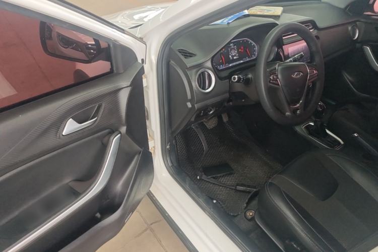 Used Chery Tiggo 3X 2018 1.5L Automatic Elite Edition Driver Seat