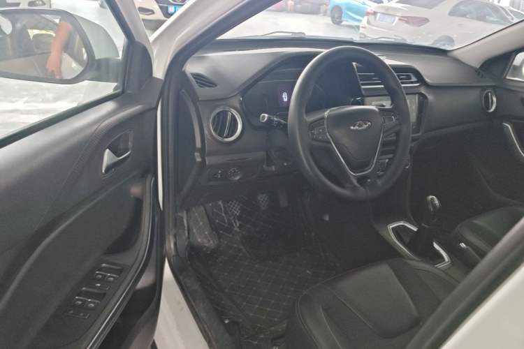 Used Chery Tiggo 3X 2018 1.5L Manual Elite Edition Driver Seat