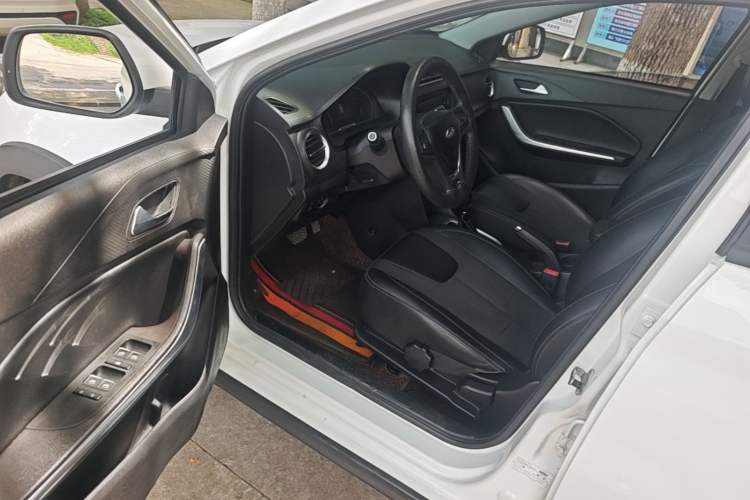 Used Chery Tiggo 3X 2018 1.5L Automatic Elite Edition Driver Seat