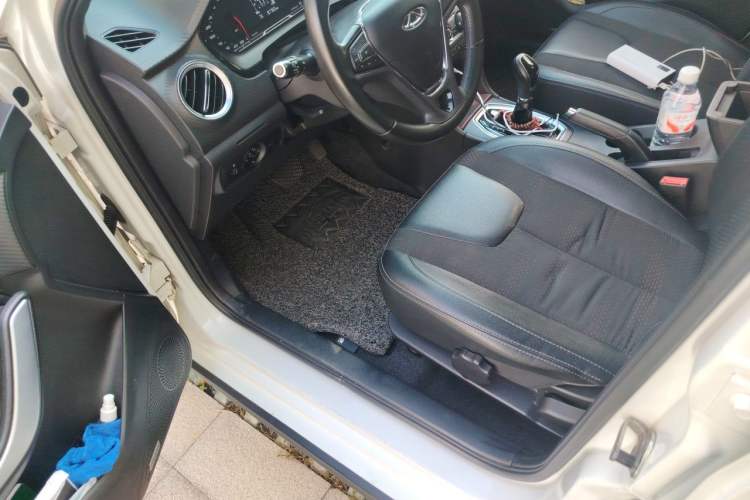 Used Chery Tiggo 3X 2018 1.5L Automatic Luxury Edition Driver Seat