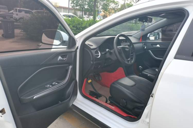 Used Chery Tiggo 3X 2018 1.5L Manual Elite Edition Driver Seat
