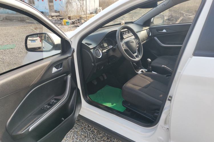 Used Chery Tiggo 3X 2018 1.5L Manual Comfort Edition Driver Seat