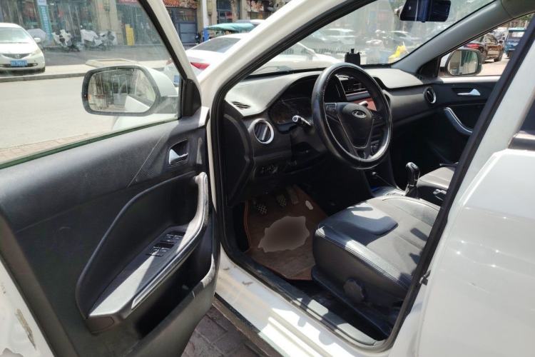 Used Chery Tiggo 3X 2018 1.5L Manual Elite Edition Driver Seat