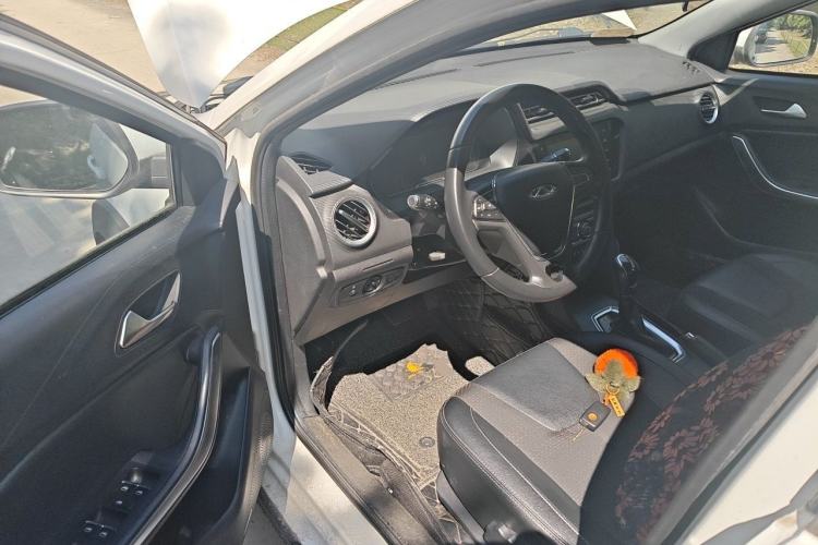 Used Chery Tiggo 3X 2018 1.5L Automatic Elite Edition Driver Seat