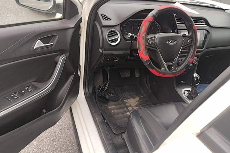 Used Chery Tiggo 3X 2018 1.5L Automatic Elite Edition Driver Seat