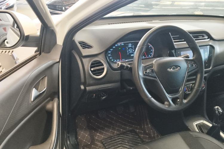 Used Chery Tiggo 3X 2018 1.5L Manual Elite Edition Driver Seat