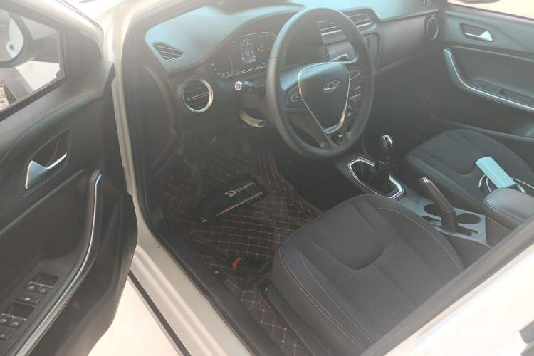 Used Chery Tiggo 3X 2018 1.5L Manual Comfort Edition Driver Seat