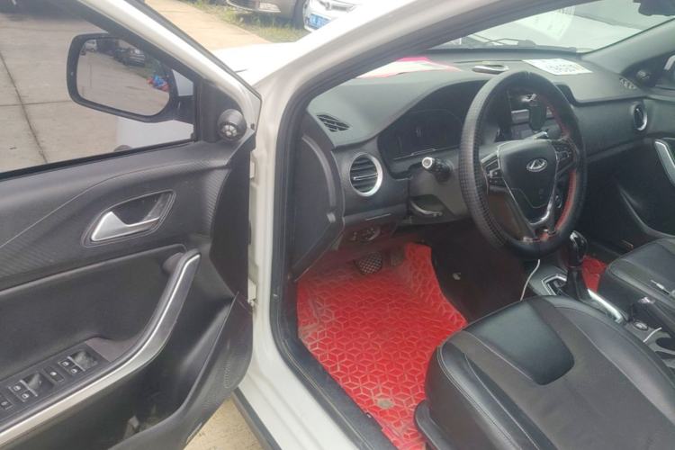 Used Chery Tiggo 3X 2018 1.5L Automatic Elite Edition Driver Seat