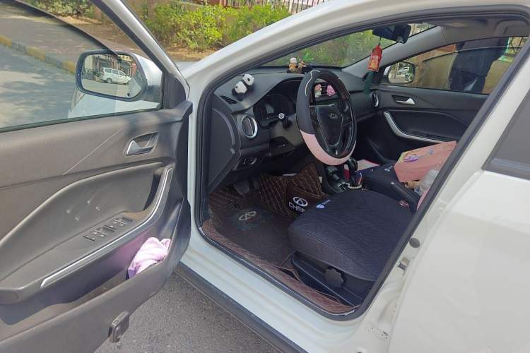 Used Chery Tiggo 3X 2018 1.5L Automatic Elite Edition Driver Seat
