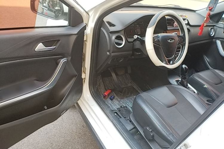 Used Chery Tiggo 3X 2018 1.5L Automatic Elite Edition Driver Seat