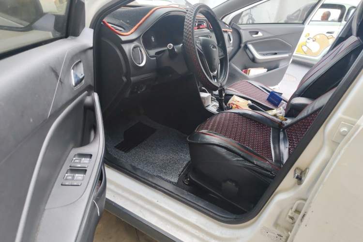 Used Chery Tiggo 3X 2018 1.5L Automatic Elite Edition Driver Seat
