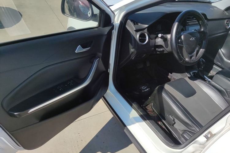 Used Chery Tiggo 3X 2018 1.5L Automatic Elite Edition Driver Seat