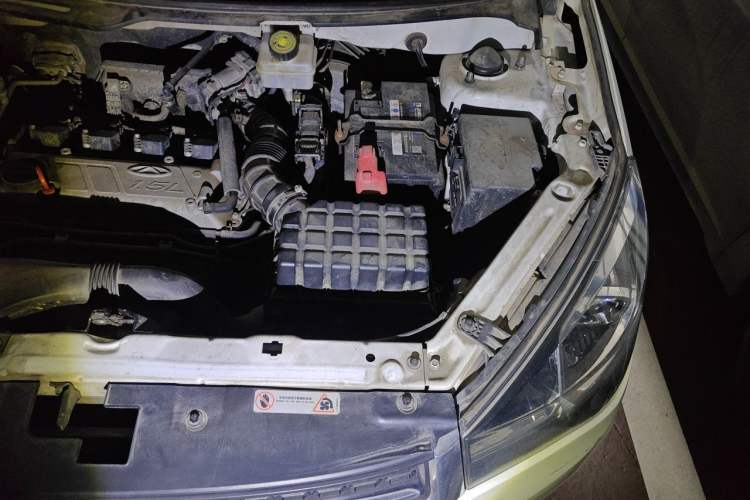 Used Chery Tiggo 3X 2018 1.5L Automatic Elite Edition Engine Bay Left