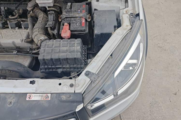 Used Chery Tiggo 3X 2018 1.5L Automatic Elite Edition Engine Bay Left