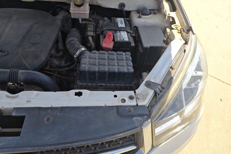 Used Chery Tiggo 3X 2018 1.5L Automatic Luxury Edition Engine Bay Left