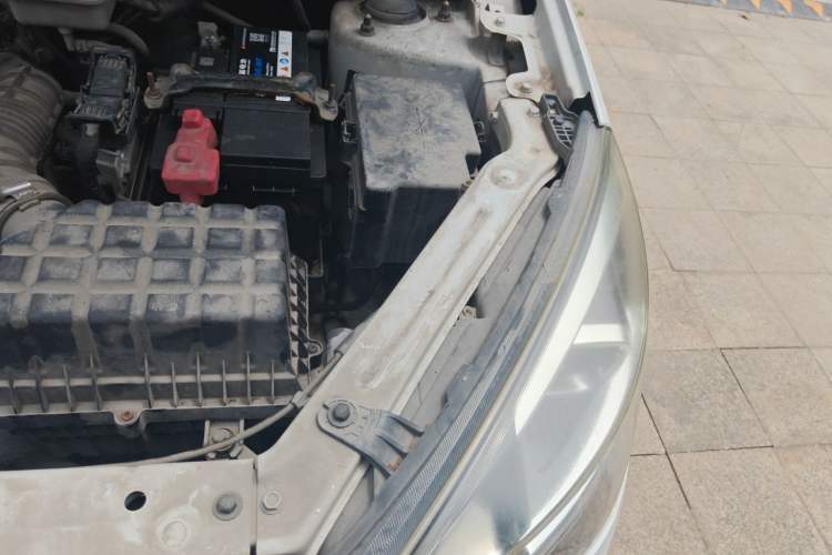 Used Chery Tiggo 3X 2018 1.5L Manual Elite Edition Engine Bay Left