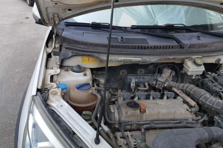 Used Chery Tiggo 3X 2018 1.5L Manual Elite Edition Engine Bay Right