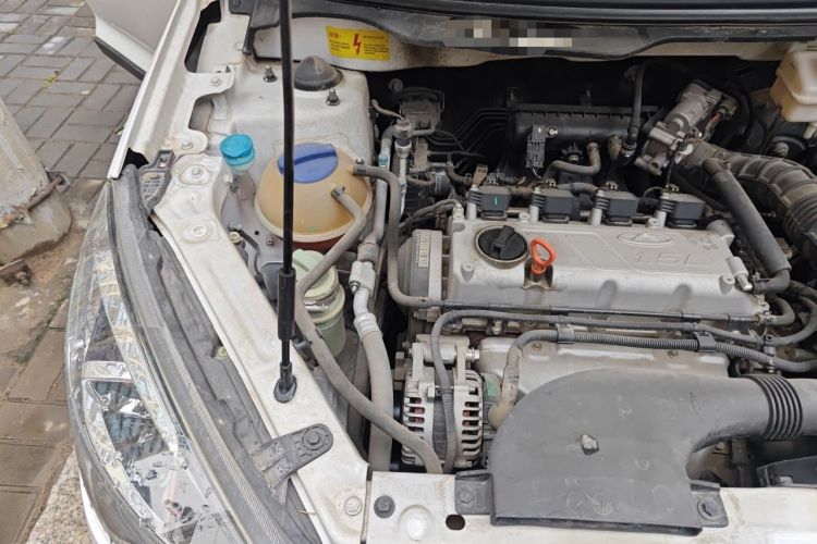 Used Chery Tiggo 3X 2018 1.5L Automatic Elite Edition Engine Bay Right