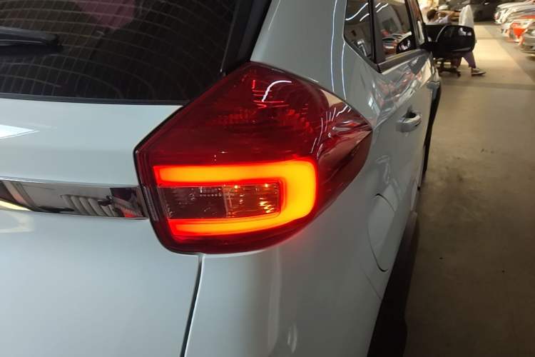 Used Chery Tiggo 3X 2018 1.5L Automatic Luxury Edition Exterior 3
