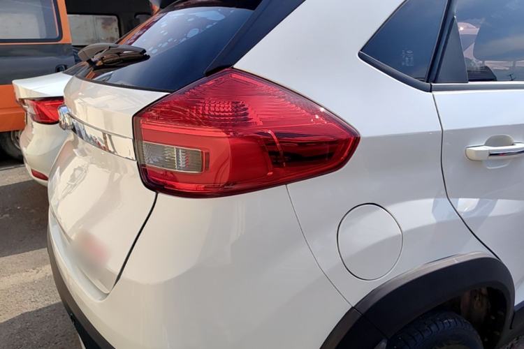 Used Chery Tiggo 3X 2018 1.5L Automatic Elite Edition Exterior 3