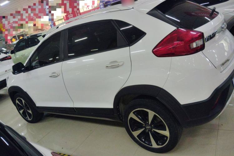 Used Chery Tiggo 3X 2018 1.5L Automatic Luxury Edition Exterior 3