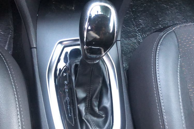 Used Chery Tiggo 3X 2018 1.5L Automatic Elite Edition Gear Lever
