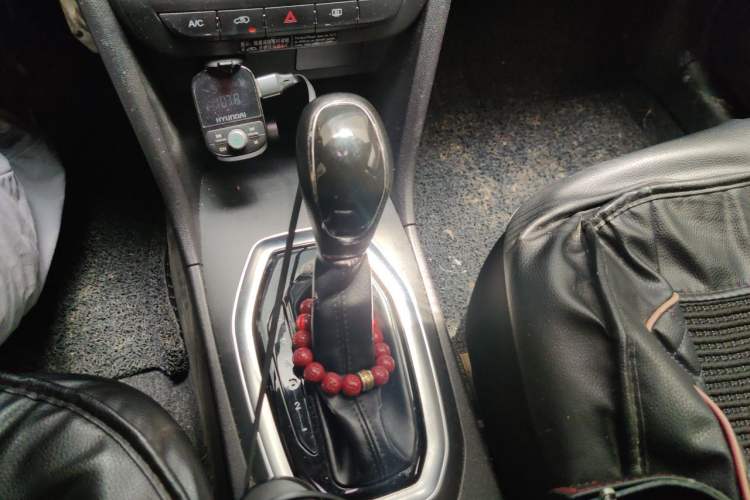 Used Chery Tiggo 3X 2018 1.5L Automatic Comfort Edition Gear Lever