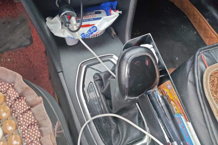 Used Chery Tiggo 3X 2018 1.5L Automatic Elite Edition Gear Lever