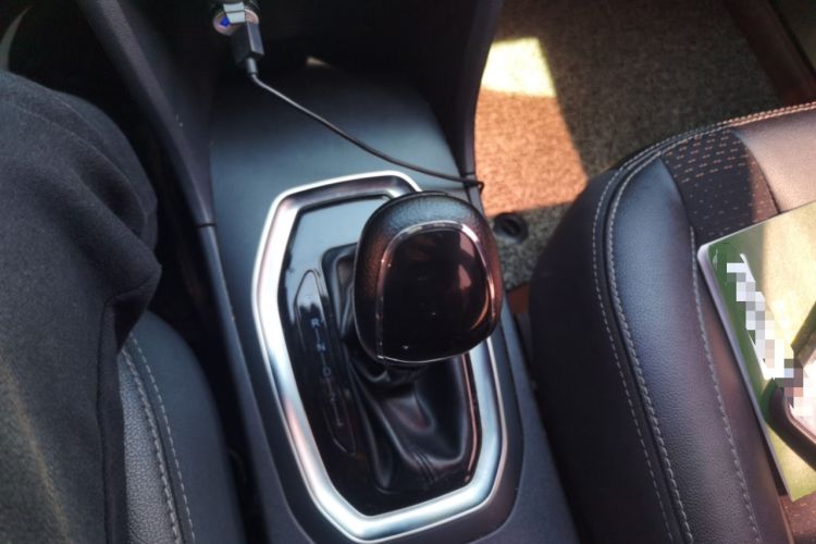 Used Chery Tiggo 3X 2018 1.5L Automatic Elite Edition Gear Lever