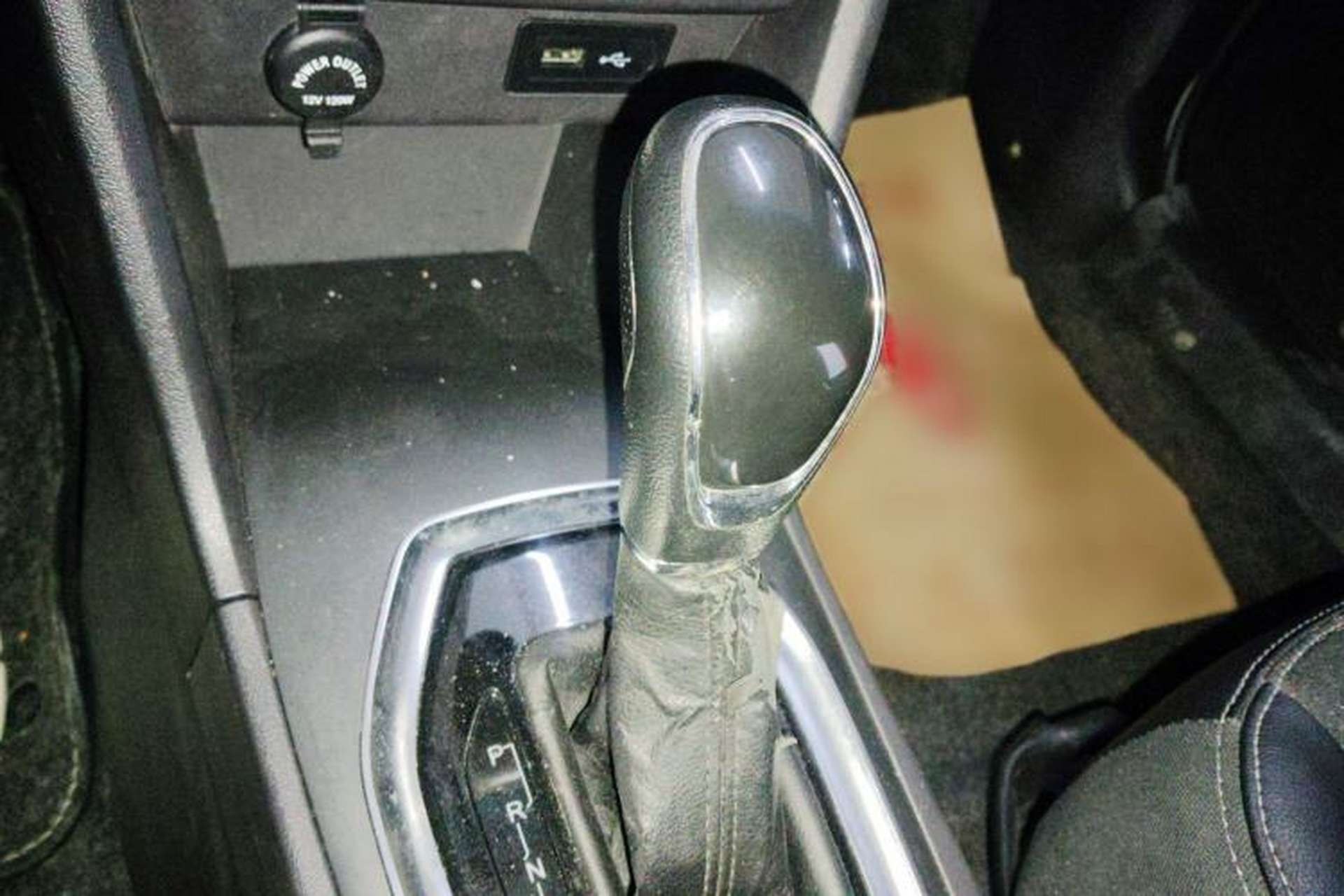 Used Chery Tiggo 3X 2018 1.5L Automatic Luxury Edition Gear Lever
