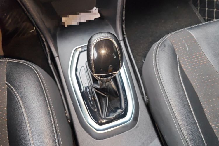 Used Chery Tiggo 3X 2018 1.5L Automatic Elite Edition Gear Lever