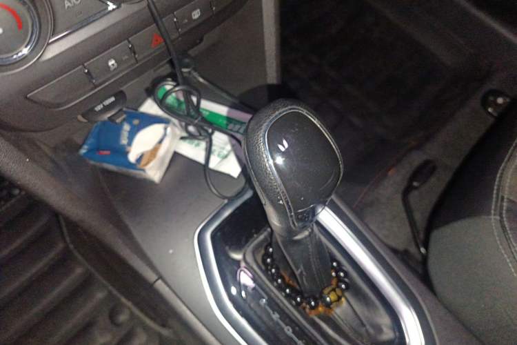 Used Chery Tiggo 3X 2018 1.5L Automatic Elite Edition Gear Lever