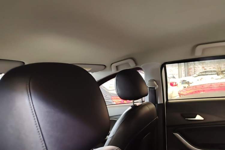 Used Chery Tiggo 3X 2018 1.5L Automatic Elite Edition Headliner