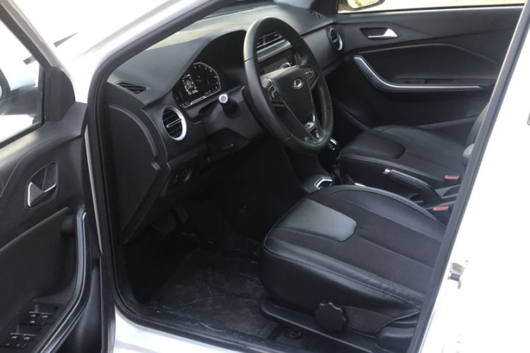 Used Chery Tiggo 3X 2018 1.5L Automatic Elite Edition Interior 2