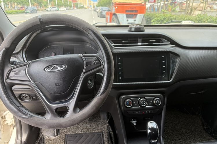 Used Chery Tiggo 3X 2018 1.5L Automatic Elite Edition Interior 3