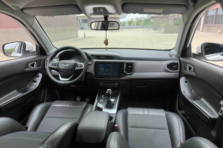 Used Chery Tiggo 3X 2018 1.5L Automatic Comfort Edition Interior 4