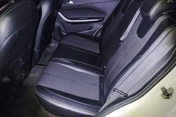 Used Chery Tiggo 3X 2018 1.5L Automatic Luxury Edition Interior 4